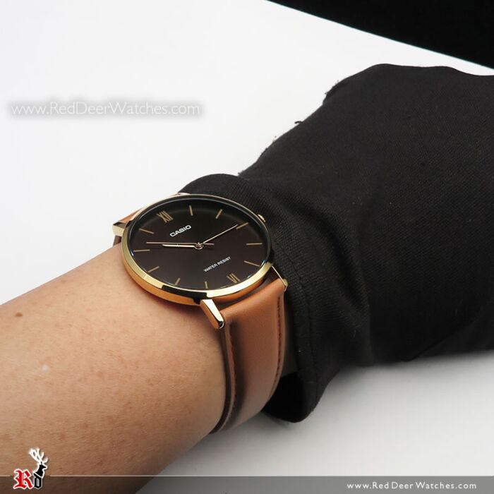 DW-6900U-1JF及びMTP-VT01GL-5Bセット Casio Quartz Brown Leather Strap Men's Watch MTP-VT01GL-5B