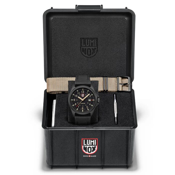 Luminox ATACAMA Field classic　ref.1825 Atacama Field Day-Date a.1825 - Luminox Land Collection