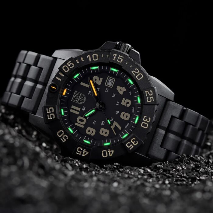 Luminox NAVY SEALS ブラックウォッチ LUMINOX Navy SEAL Foundation Military Dive Quartz 45MM Men's