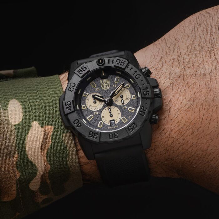 Luminox Navy SEAL Chronograph 45 mm Military Dive Watch XS.3587